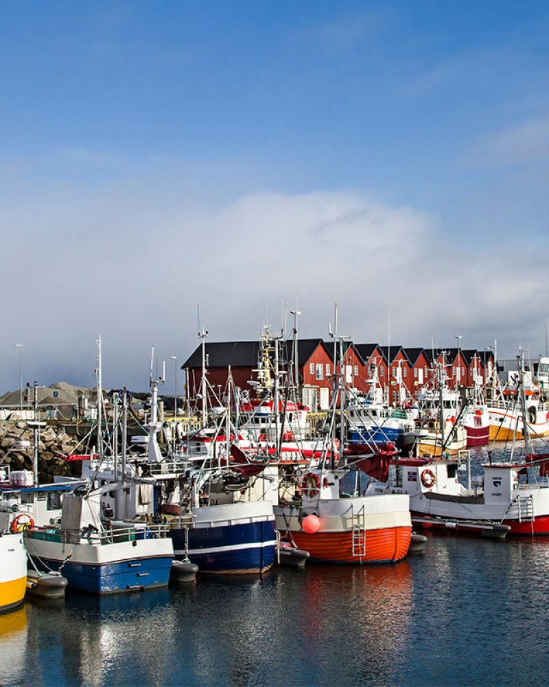 Båtar